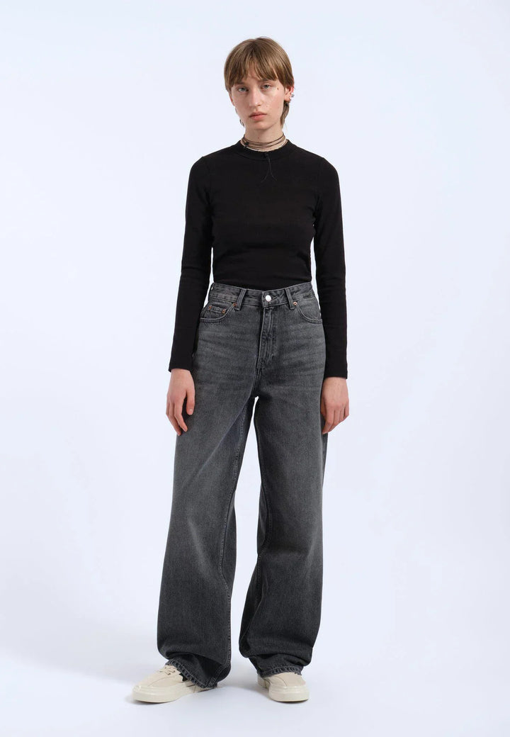 Donna Jeans