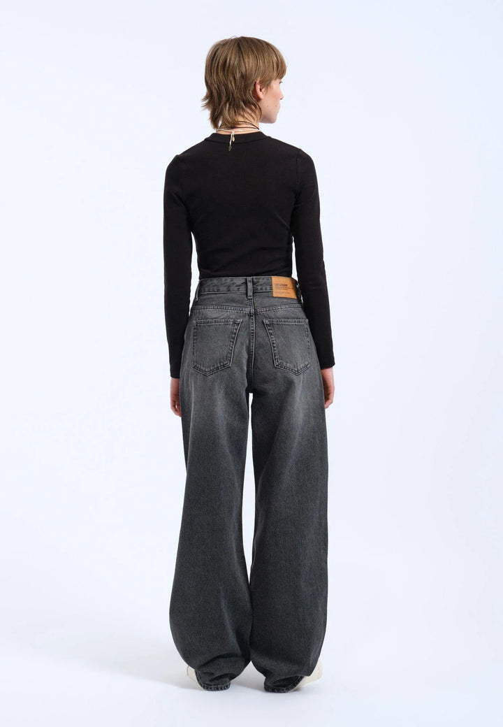 Donna Jeans