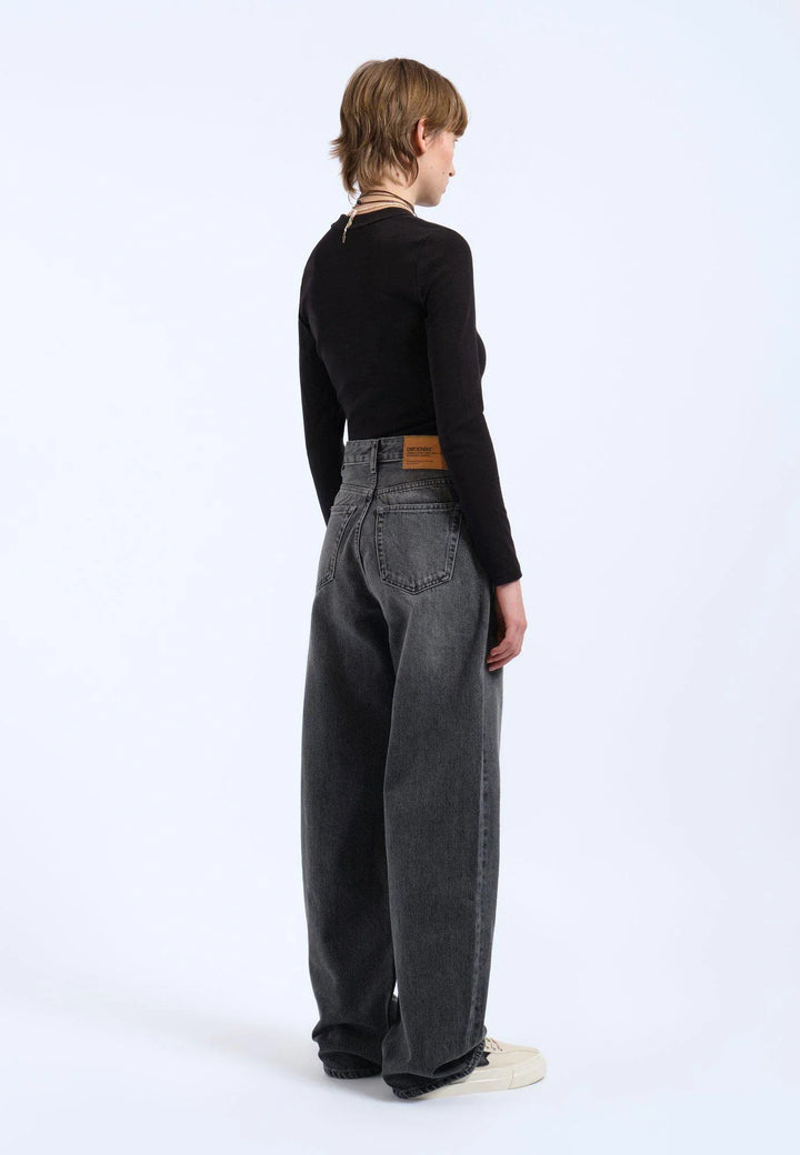 Donna Jeans