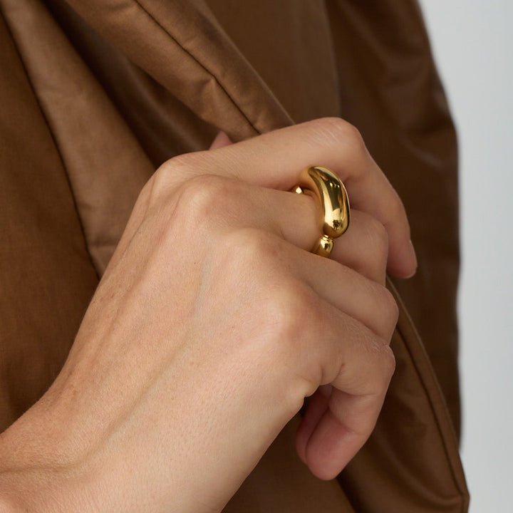 Izabella Ring