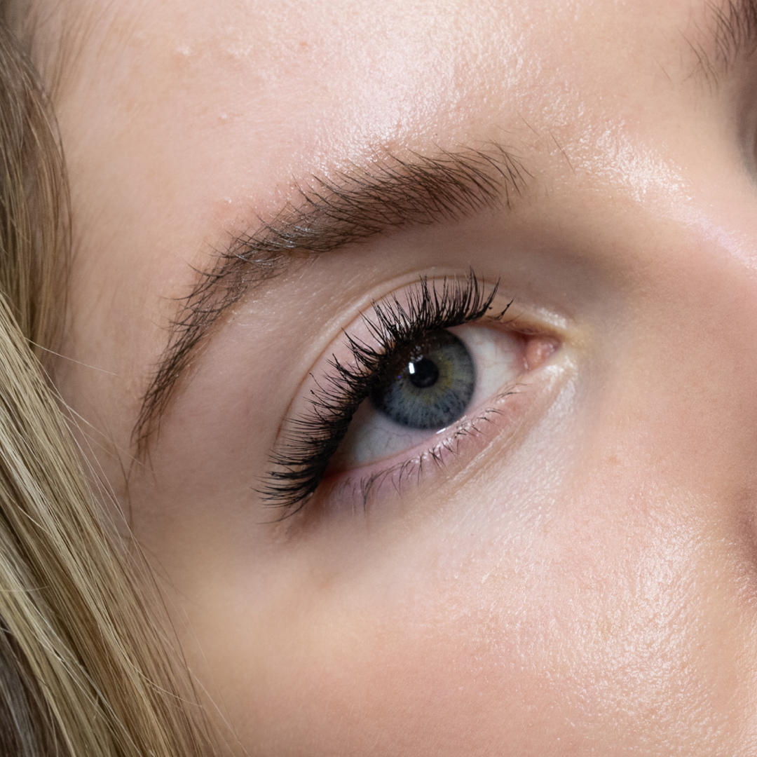 Natural Shape Lash
