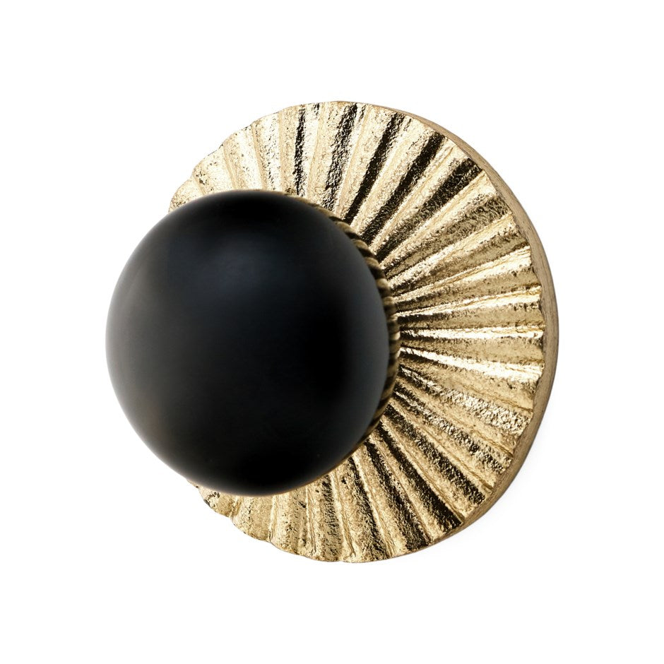 Ribbed Iron Knob