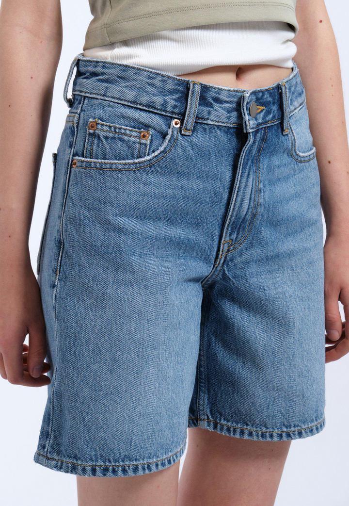 Arch Shorts