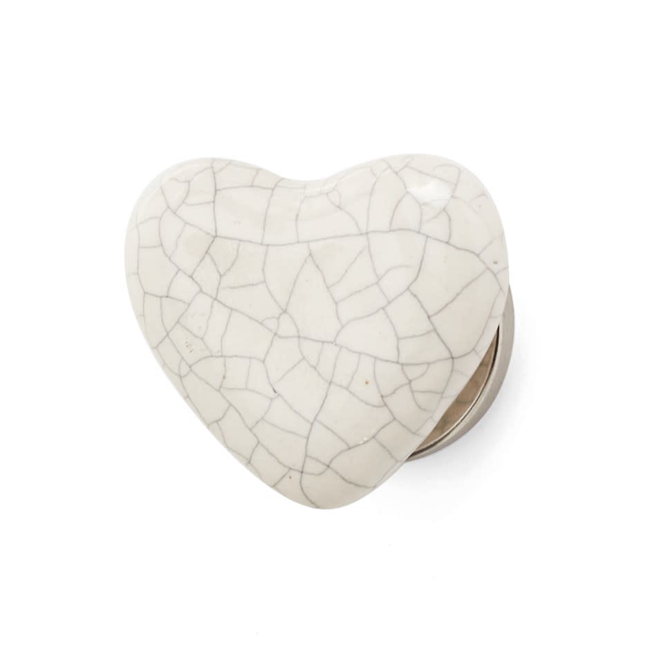 Crackle Heart Knob Ivory