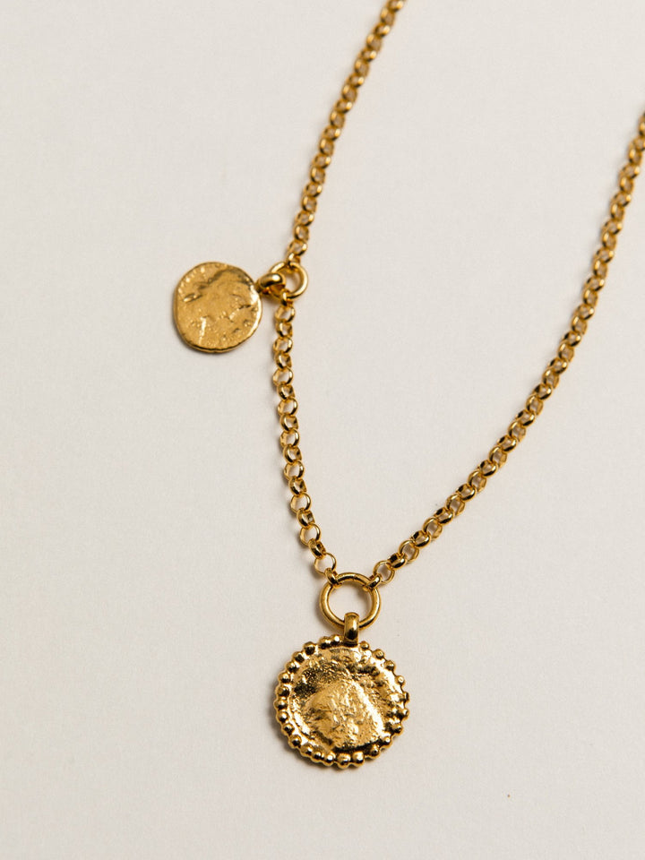 The Victorious Reflector Necklace
