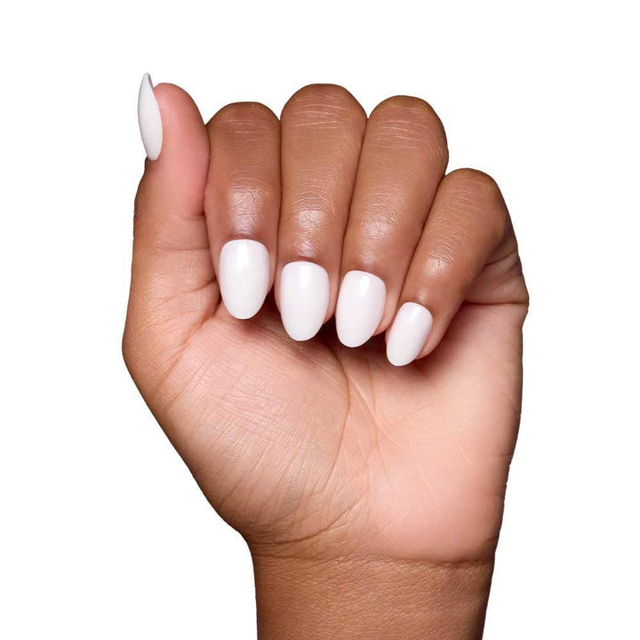 White Swan Press-On Nails | Short Oval