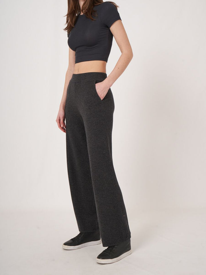 Wide Leg Knitted Pants