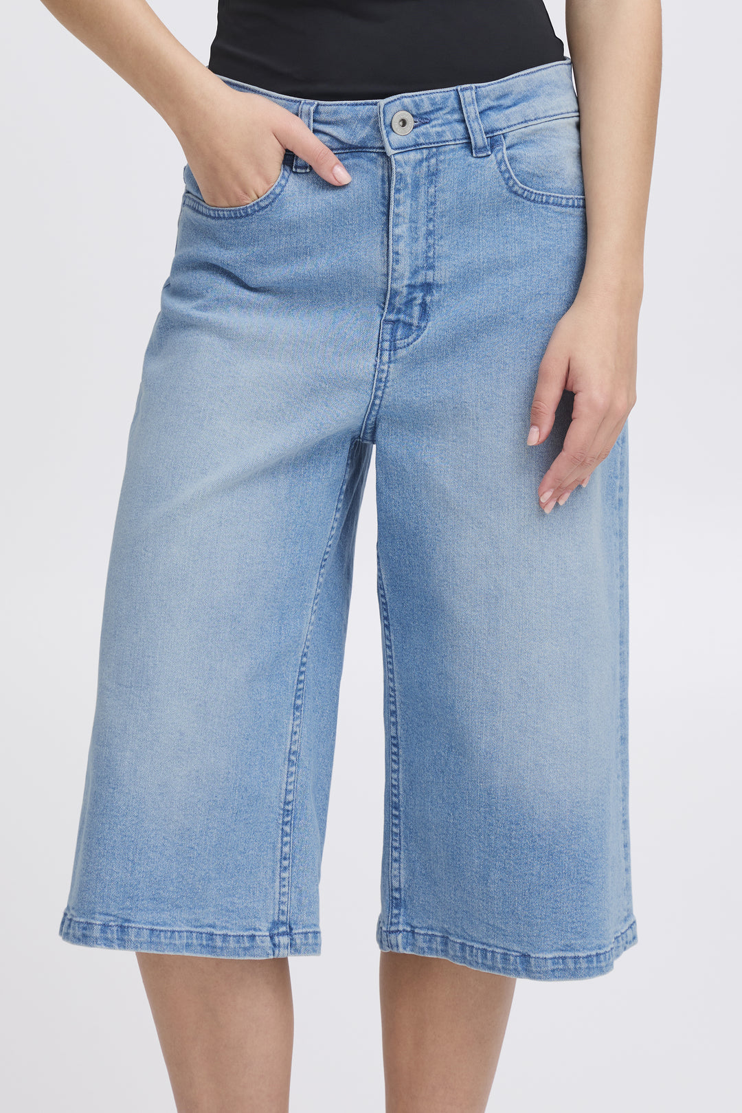 Cally Shorts