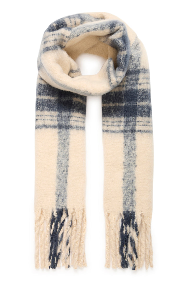 Lone Scarf