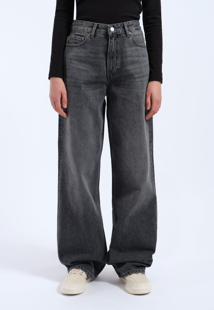 Donna Jeans