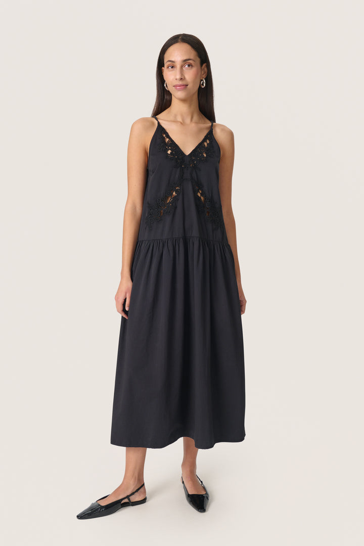 Kosee Dress