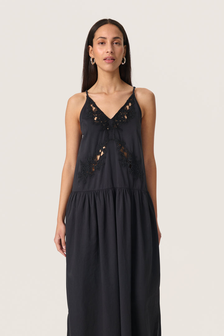 Kosee Dress