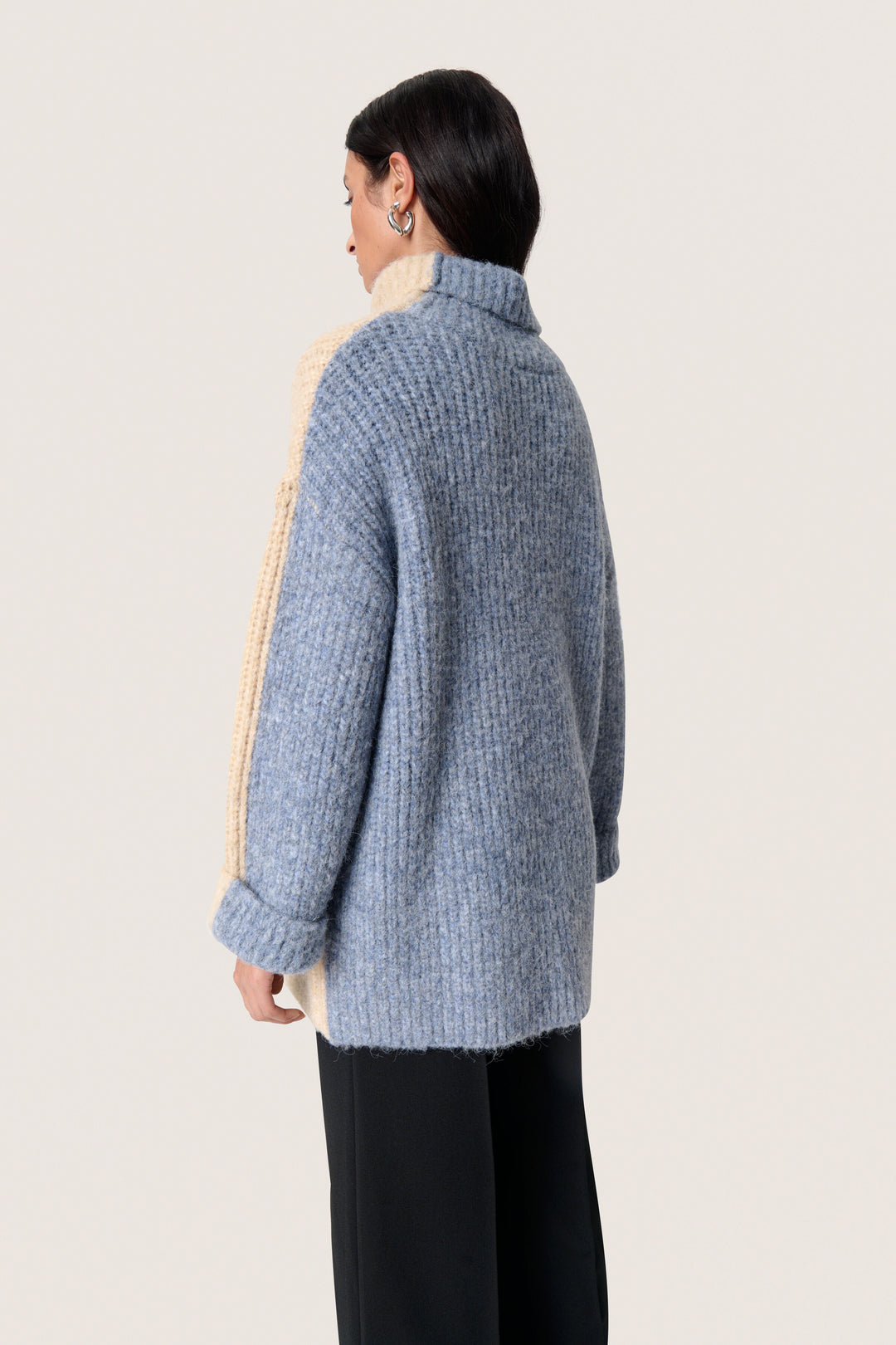 Pleoni Highneck Pullover