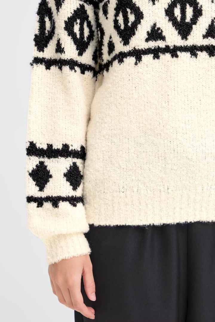 Carani Pullover