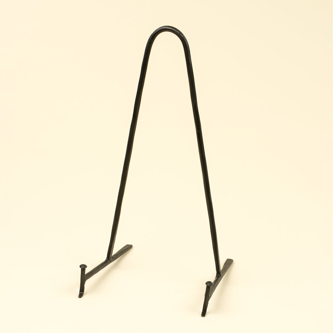 Arc Display Stand
