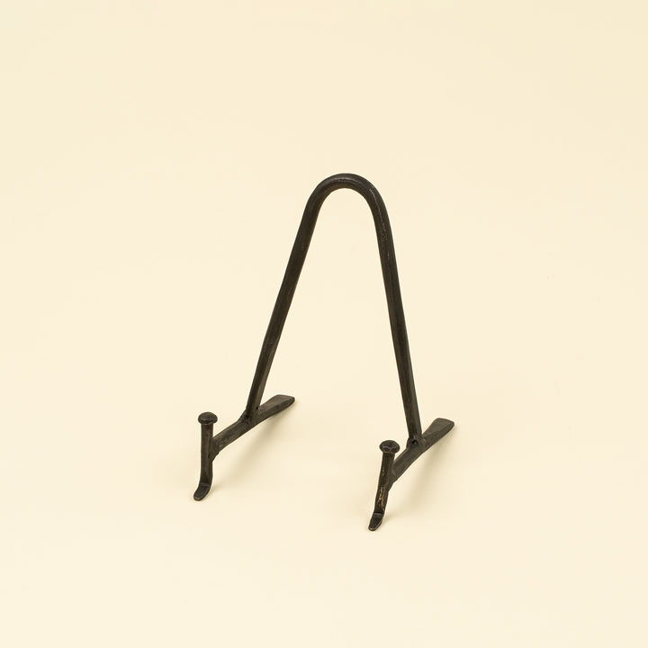 Arc Display Stand