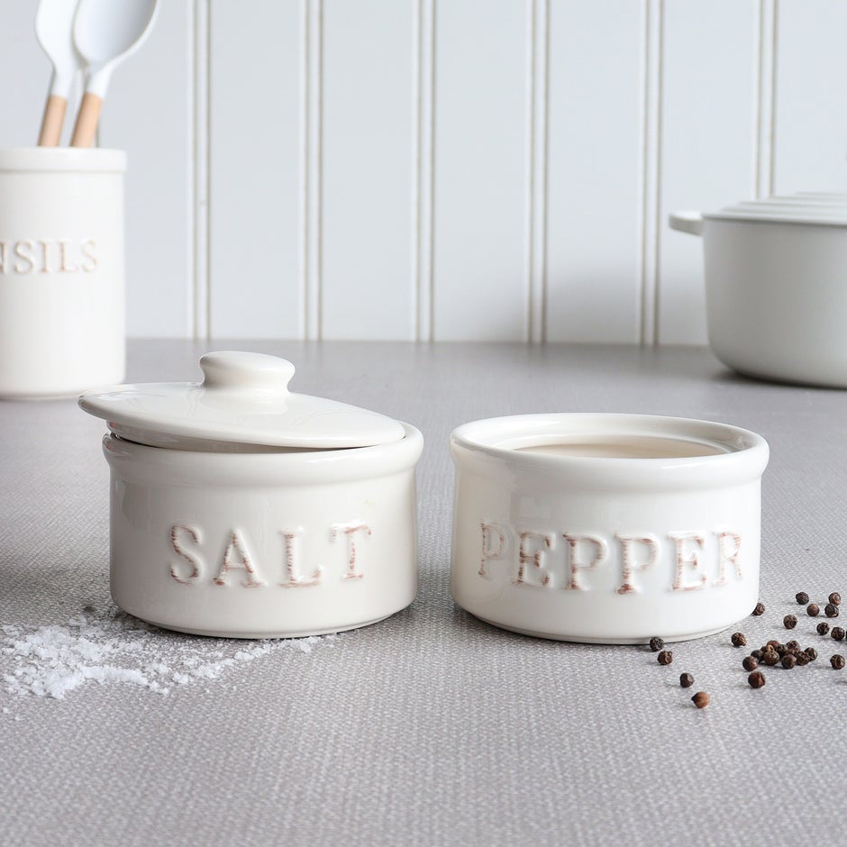 Statement Stack Salt & Pepper Pinch Pot