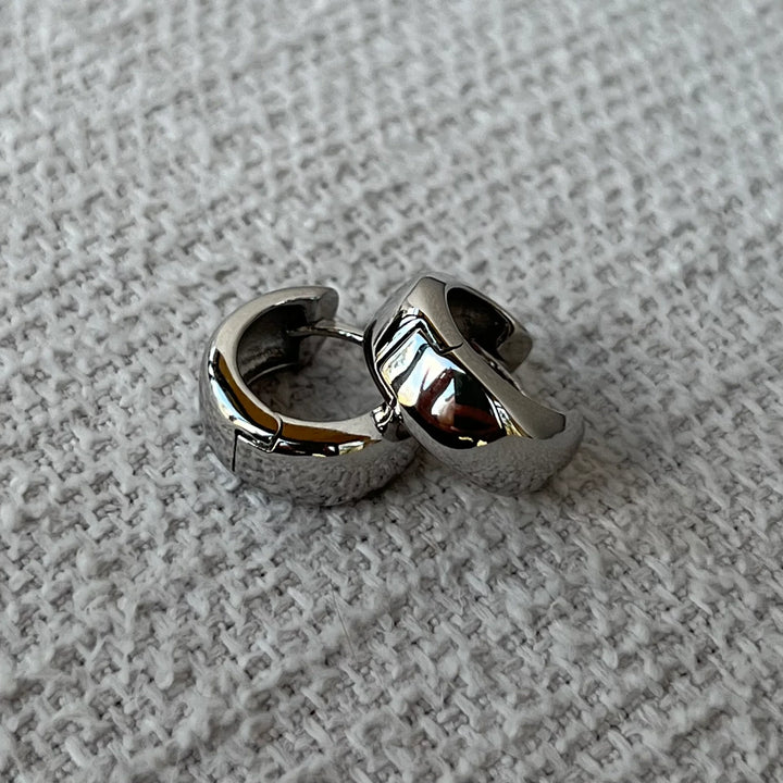 Aurellia Hoops