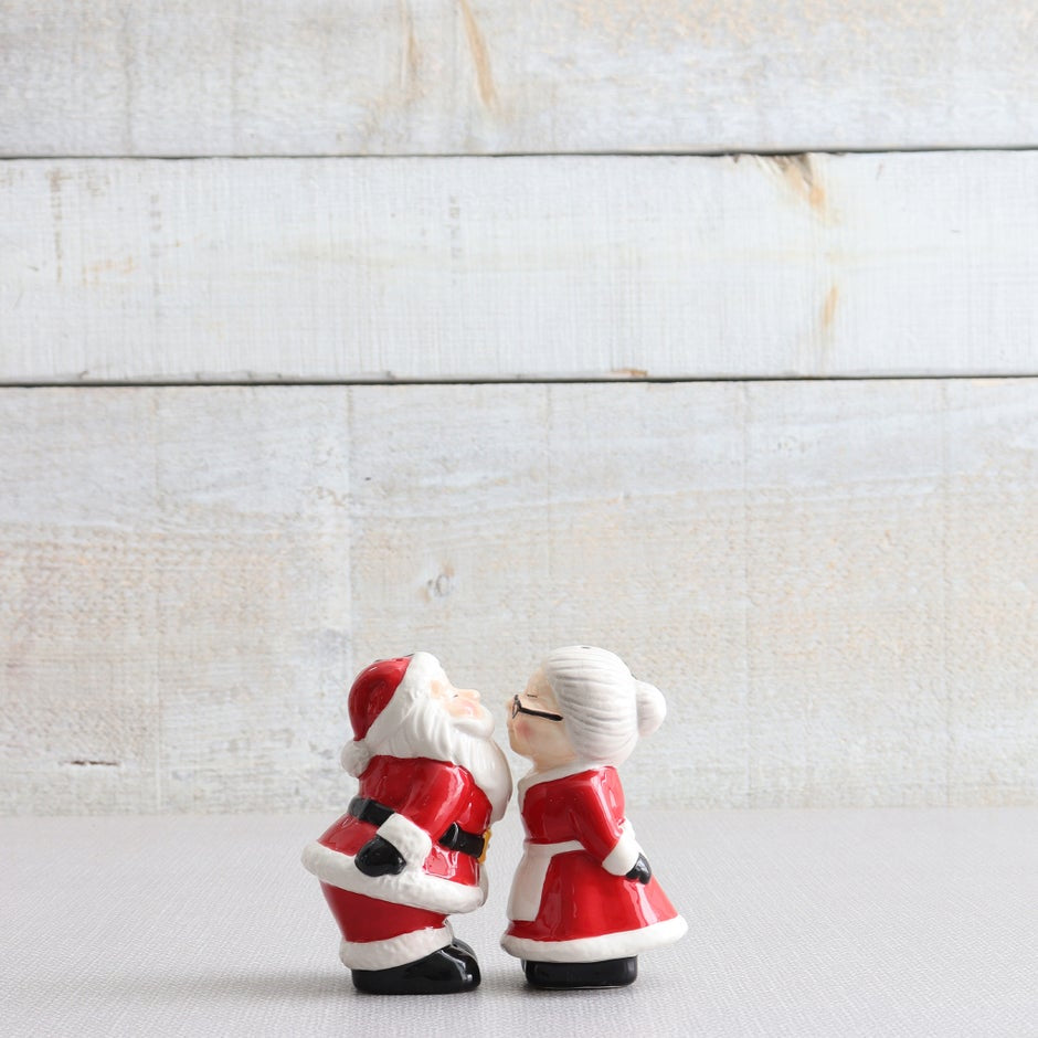 Mr Mrs Clause S&P Shaker Set