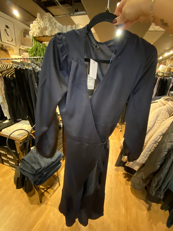 Karven Dress Long Sleeve