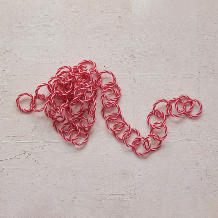 Candy Cane Stripe Plastic Link Garland