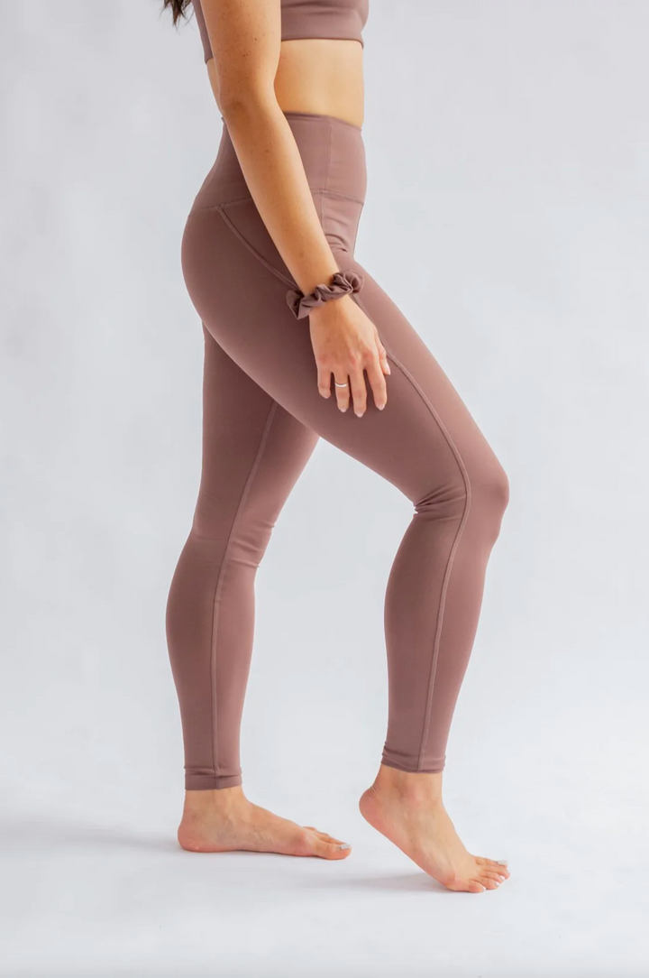 High Rise Compressive Legging 28.5