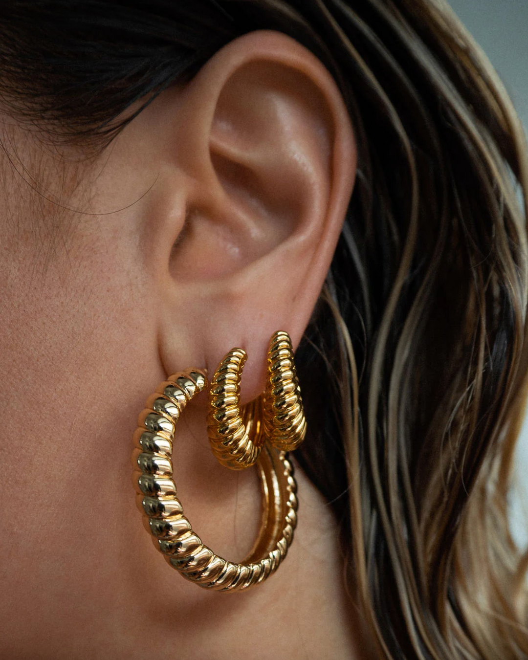 Ridged Marbella Hoops