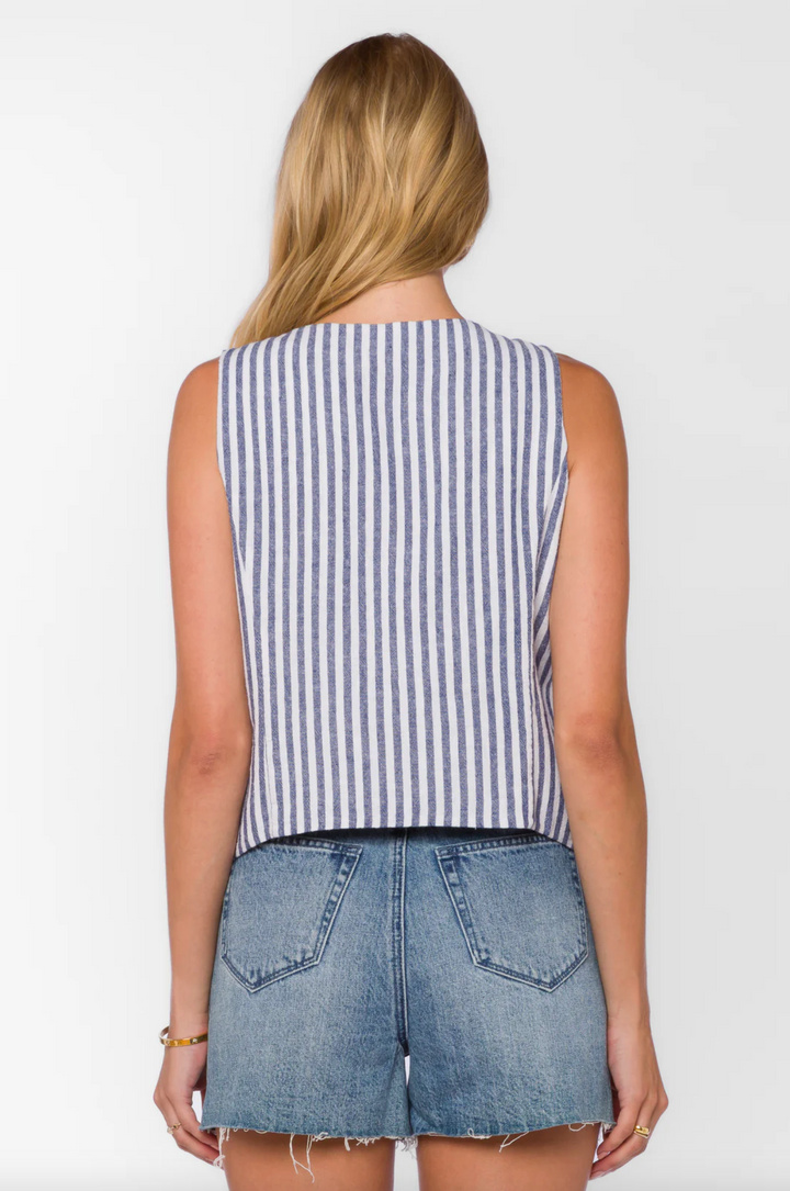 Dellis Vest