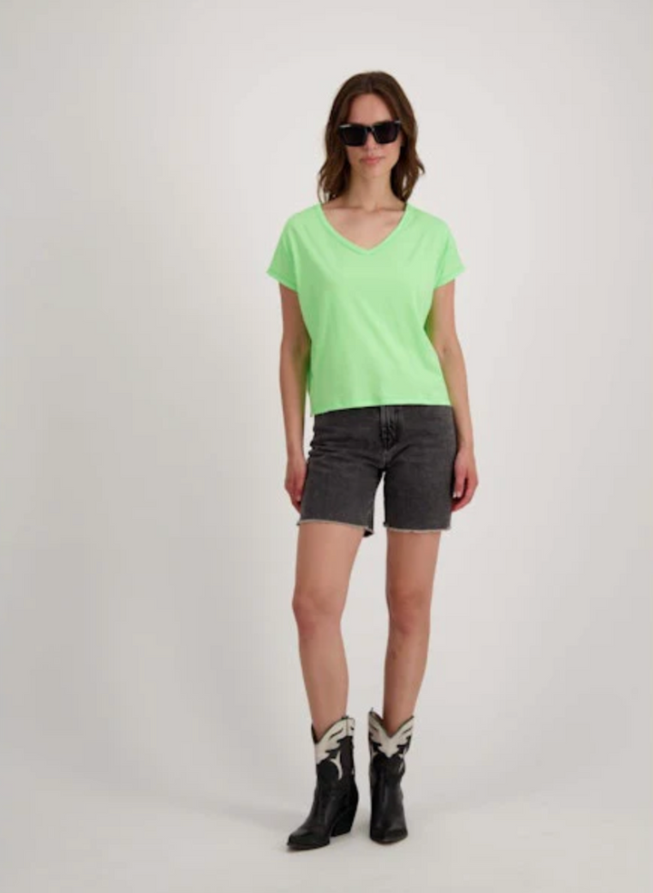 Serra Tee
