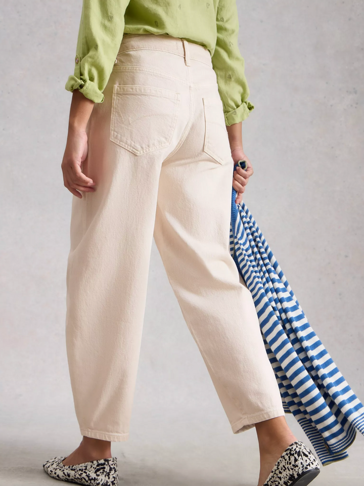 Aubrey Barrel Leg Jean