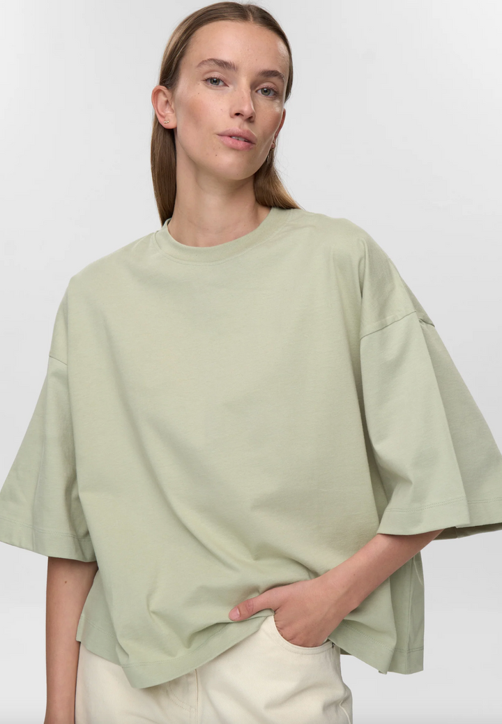 Mira T-Shirt