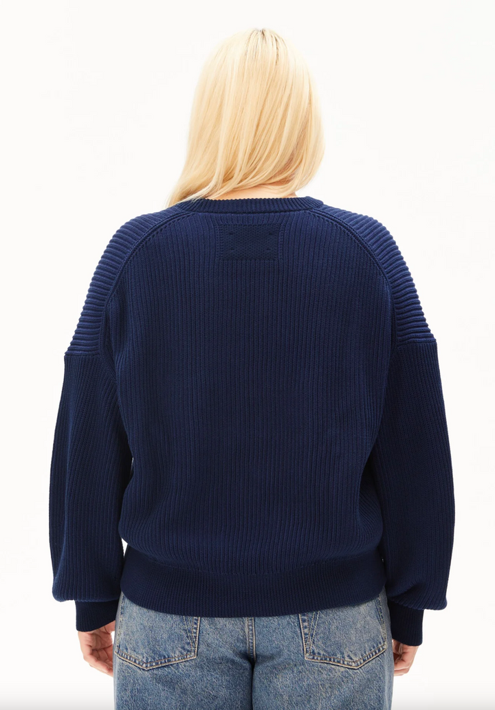 Vanisé Rib Knit Pullover