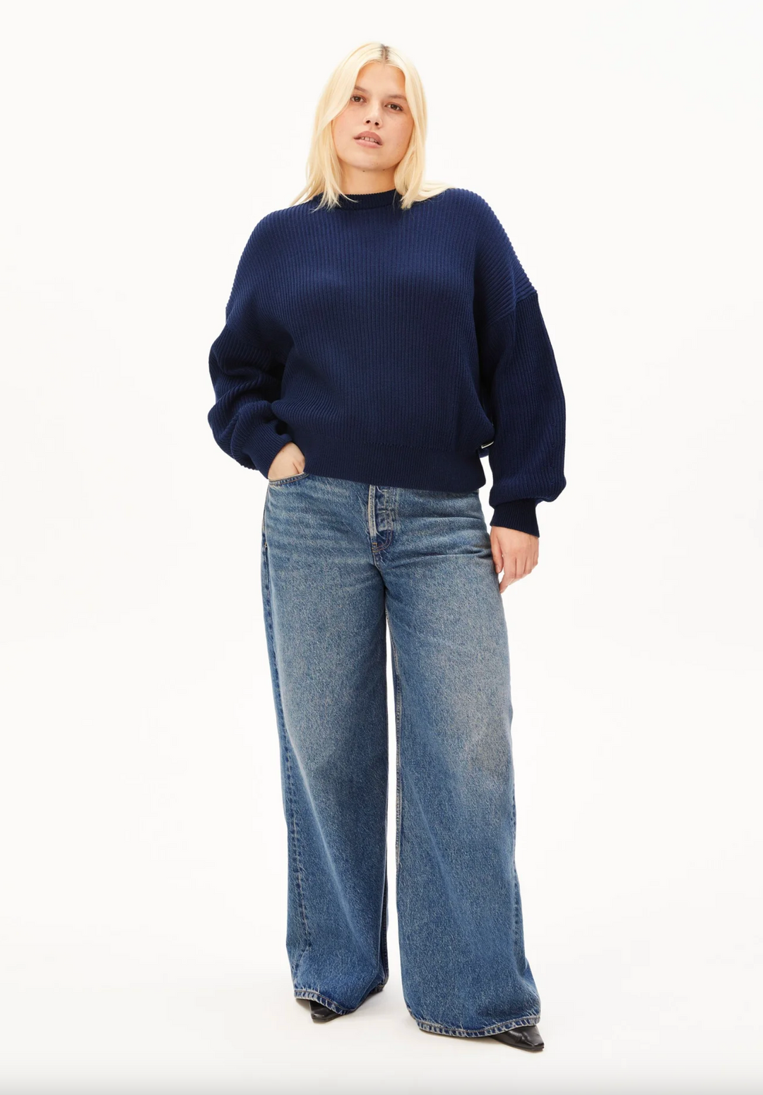 Vanisé Rib Knit Pullover