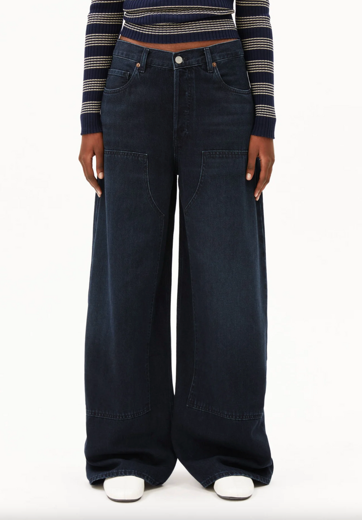 Aalthea Mid Waist Barrel Jean