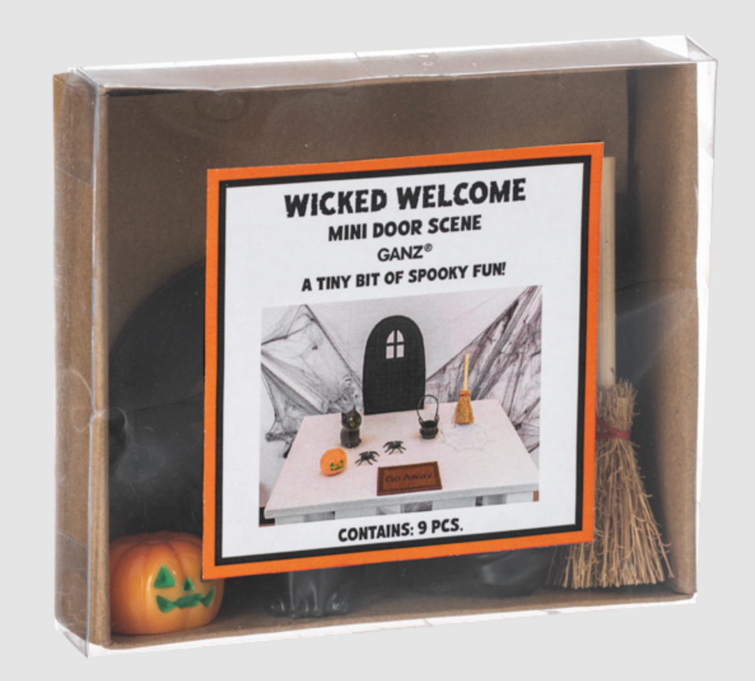 Wicked Welcome Mini Door Scene