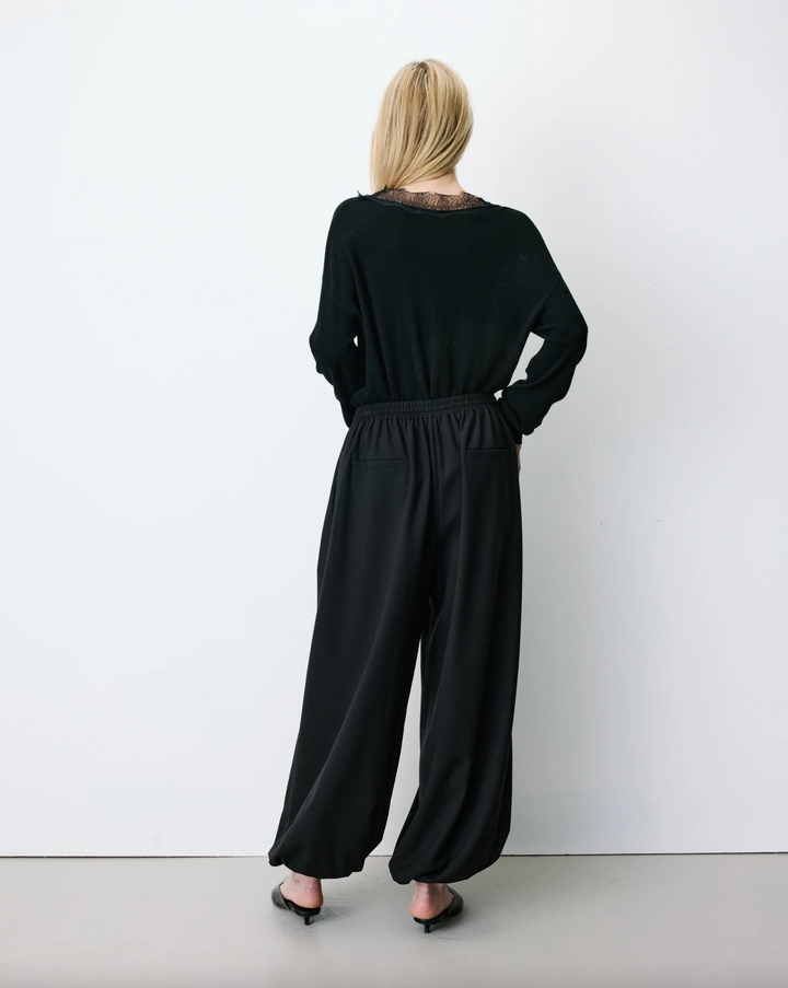 Aniel Pants