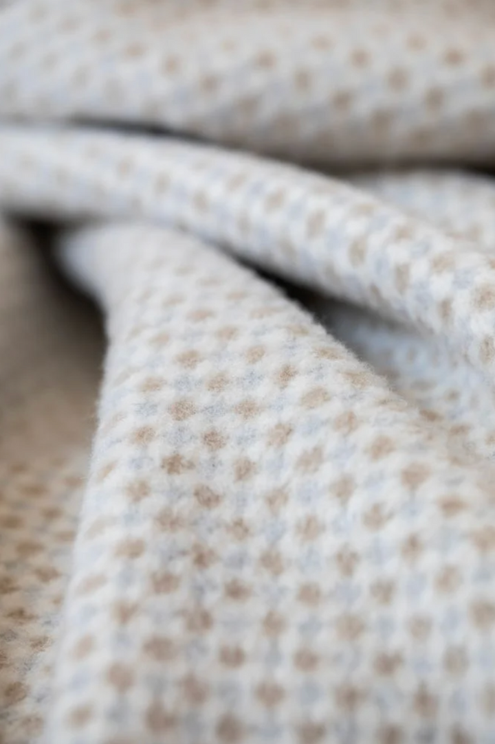 Savona Throw Mini Checks