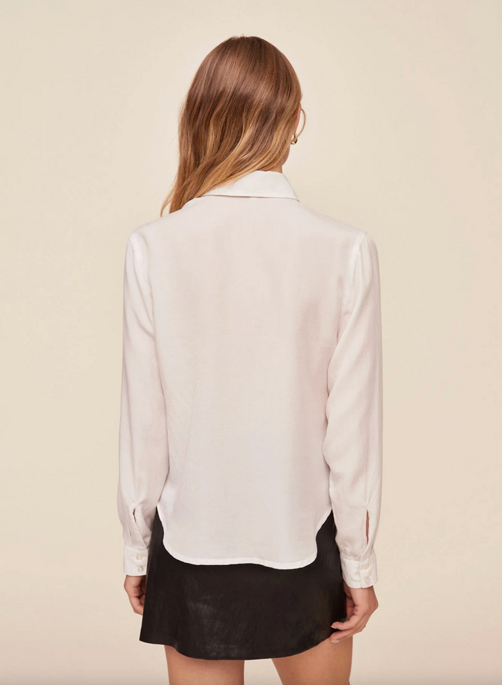 Long Sleeve Shirt w/ Neck Tie