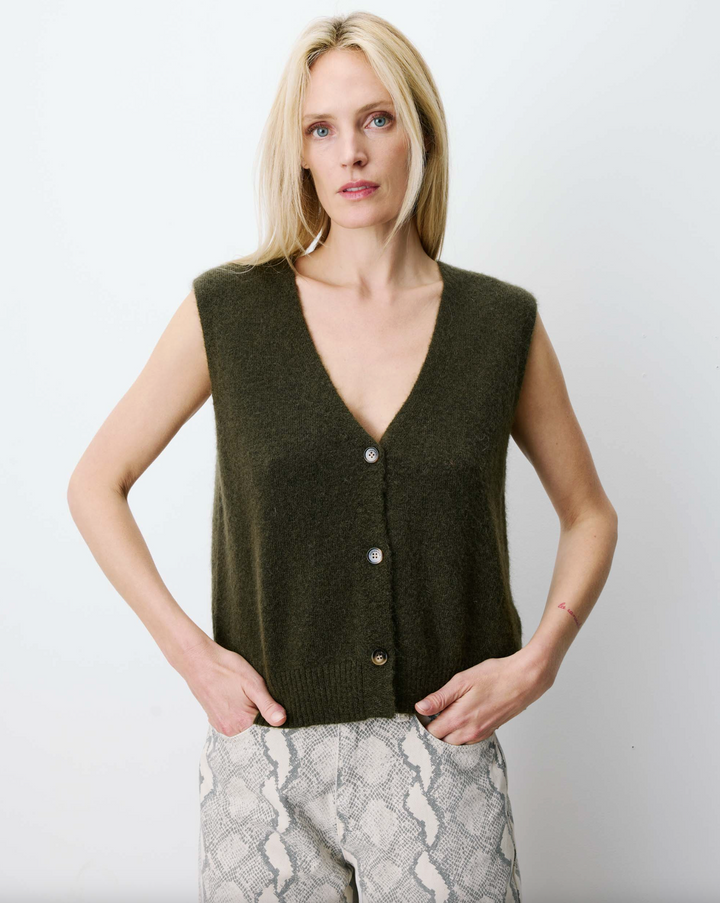 Nars Cardigan