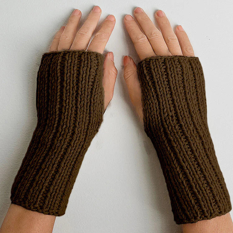 Wanderlust Wrist Warmers Knitting Kit