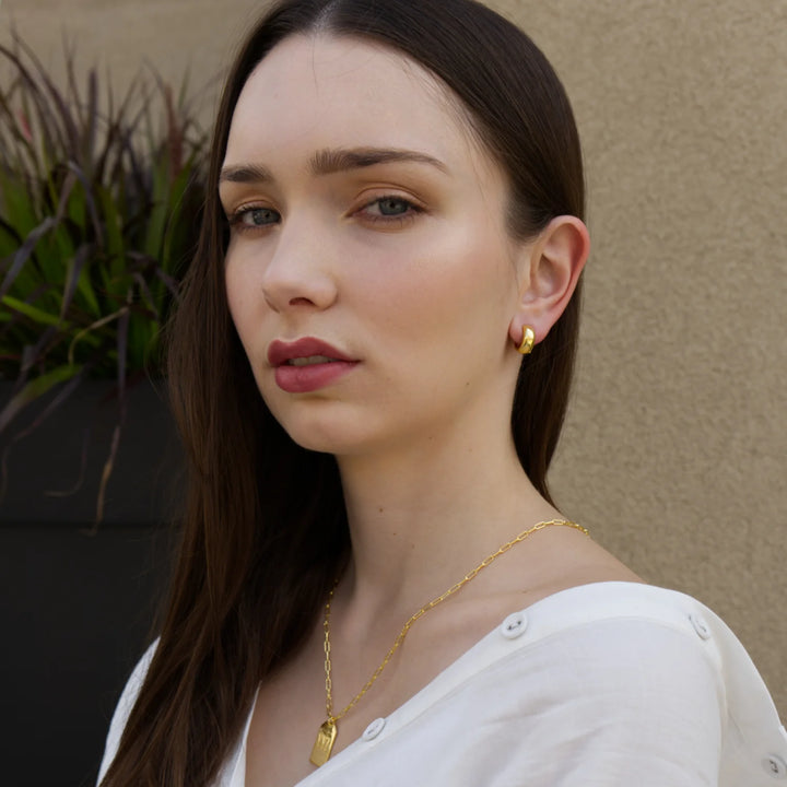 Aurellia Hoops
