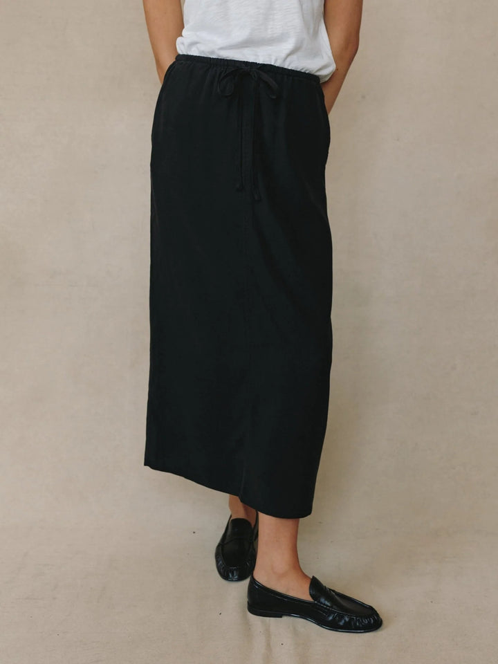 Back Slit Skirt