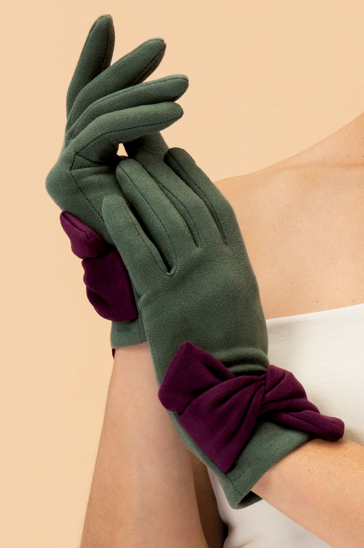 Henrietta Gloves