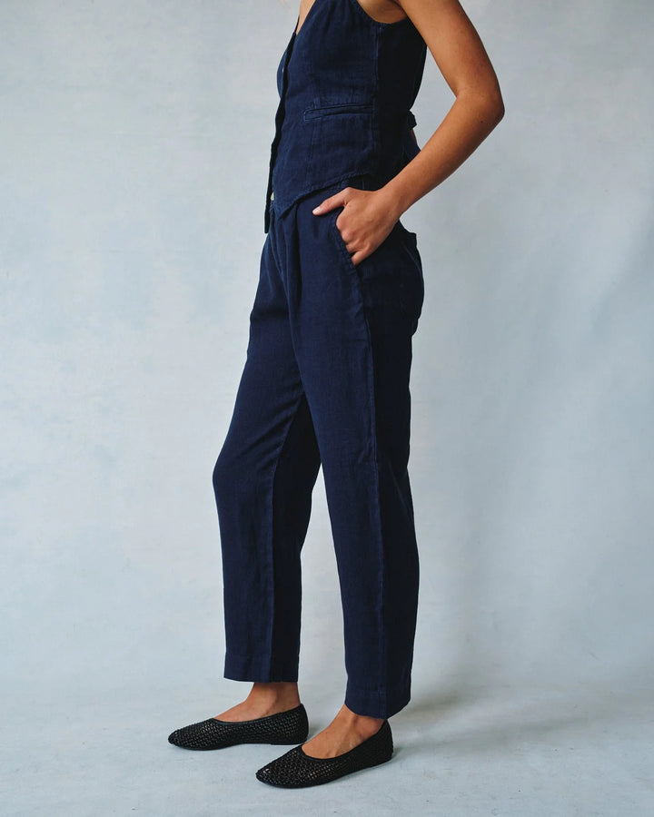 Pleated Wide Leg Ankle Pant