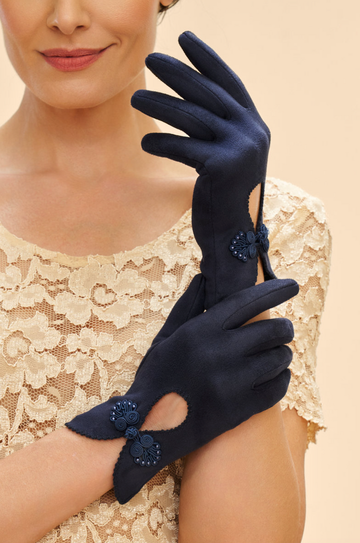 Suki Gloves