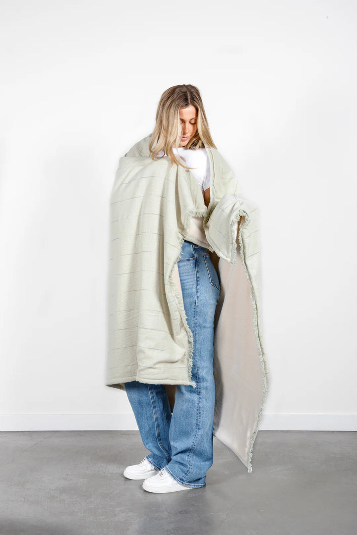 The Everest Fleece Throw